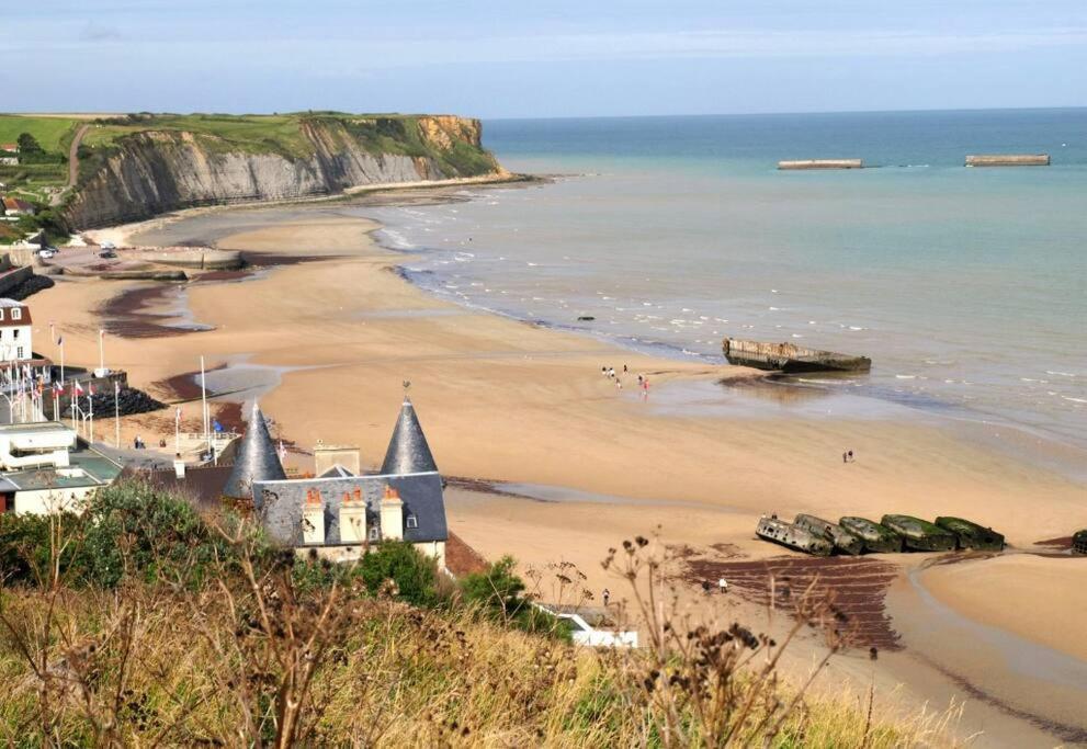 « La Casa Normande » Entre Ville & Plages Esquay-sur-Seulles Exterior foto